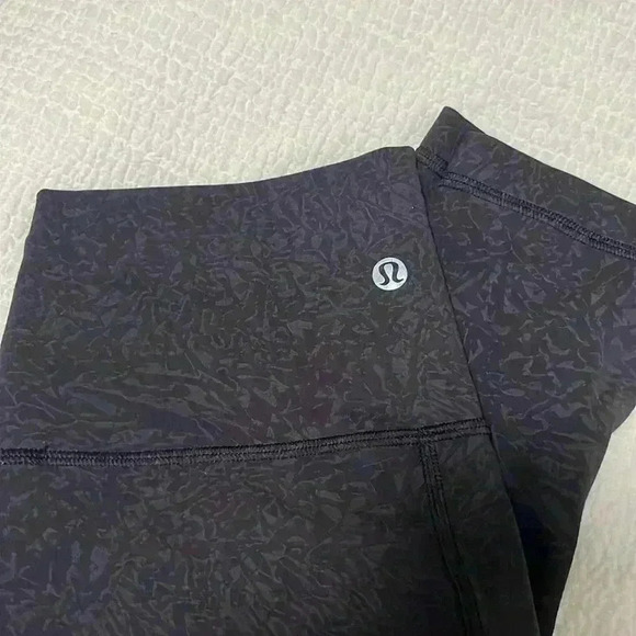 Lululemon wonder under legging - Picture 4 of 7